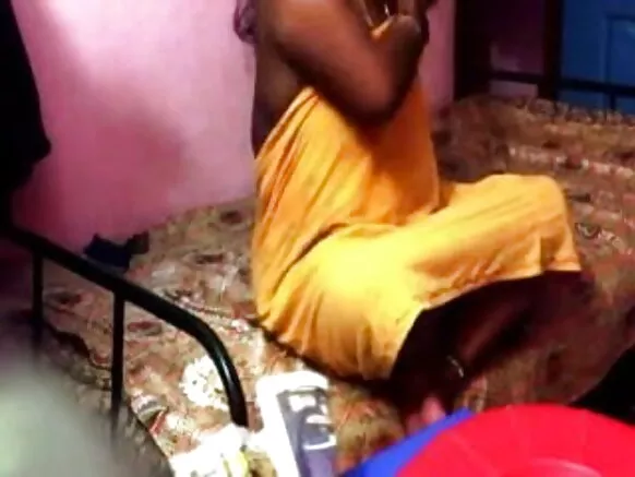 Akkoo Hindii, dubartoota busty 1278.