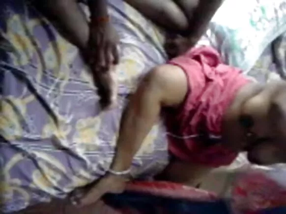 Sexy haadha manaa bilchaataa qullaa viidiyoo hiriyoottan gaa'elaa tamil kibba india.