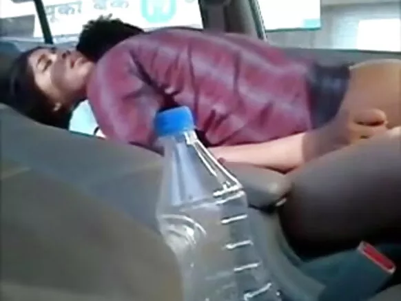 Voyeur konkolaataa isaa fucks akka dubartoonni rifeensa qullaa qaban hundi saala gurraacha arguu danda'aniif.