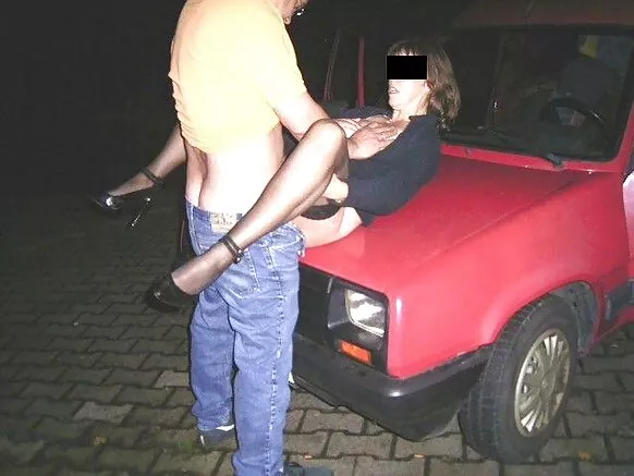 Dulloomaa furdaa fi busty bilchaataa.
