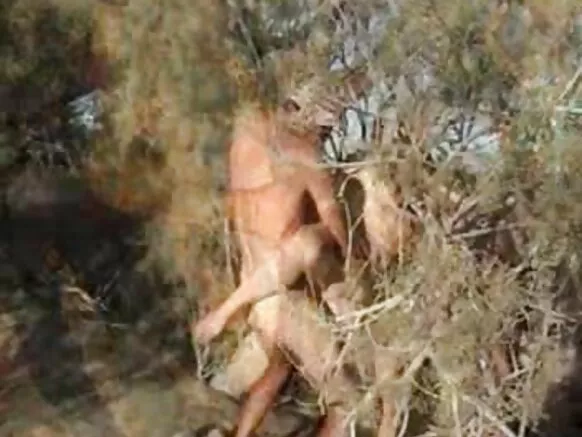 Swinger videos of ho'aa bilchaataa Jarmanii ladies fucked 3 blowjobs.