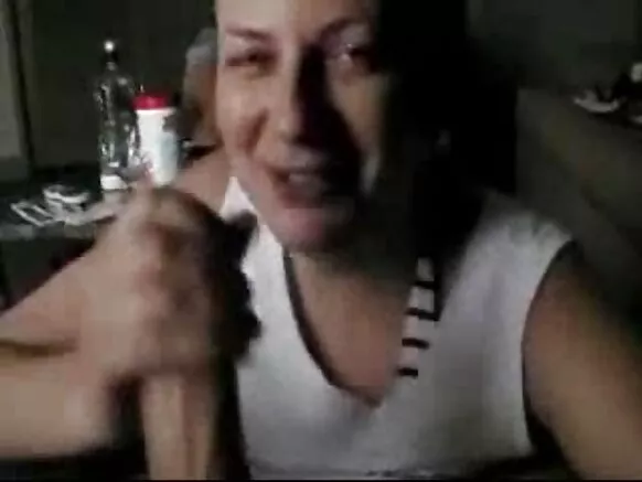 Amateur porn mom bilchaataa wajjin hiriyyaa ilma xuuxa.