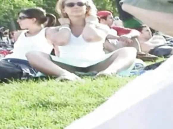 Hot granny with big ass public qullaa upskirt.