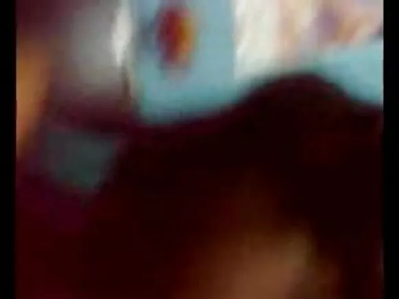 Sexy bilchaataa Hindii milf boobs guddaa kan erotic video keessatti saalqunnamtii ajaa'ibaa raawwachuu.