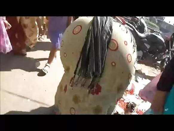 Boojuu daandii Hindii voyeur busty baayyee bilchaataa.