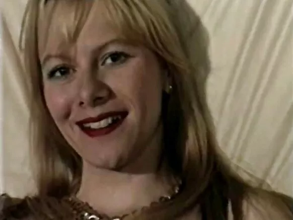 Faransaay blondes, bilchaataa anal grannies, bilchaataa lesbians.