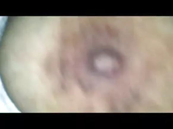 Akkoowwan dulloomtuu Hindii dargaggoota waliin saalqunnamtii raawwachuu, akka si'oolii xuuxuu fi.