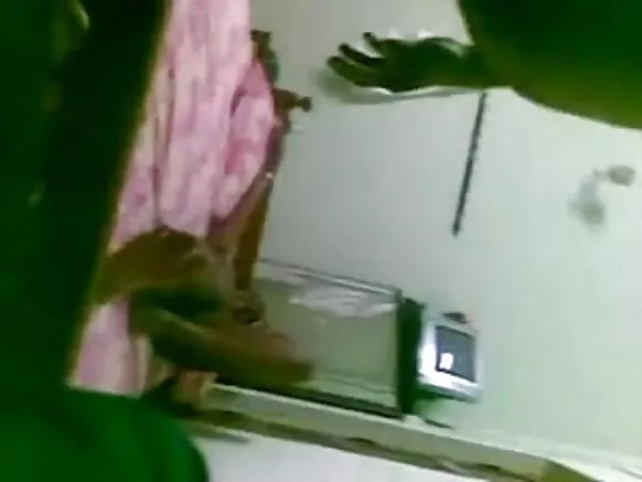 Harma Guddaa Granny Aunty Fucks Gurraacha Hindii 1097.