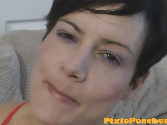 Pixie viidiyoo porno bilisaa dubartoota Biriteen durii liqimsiti.